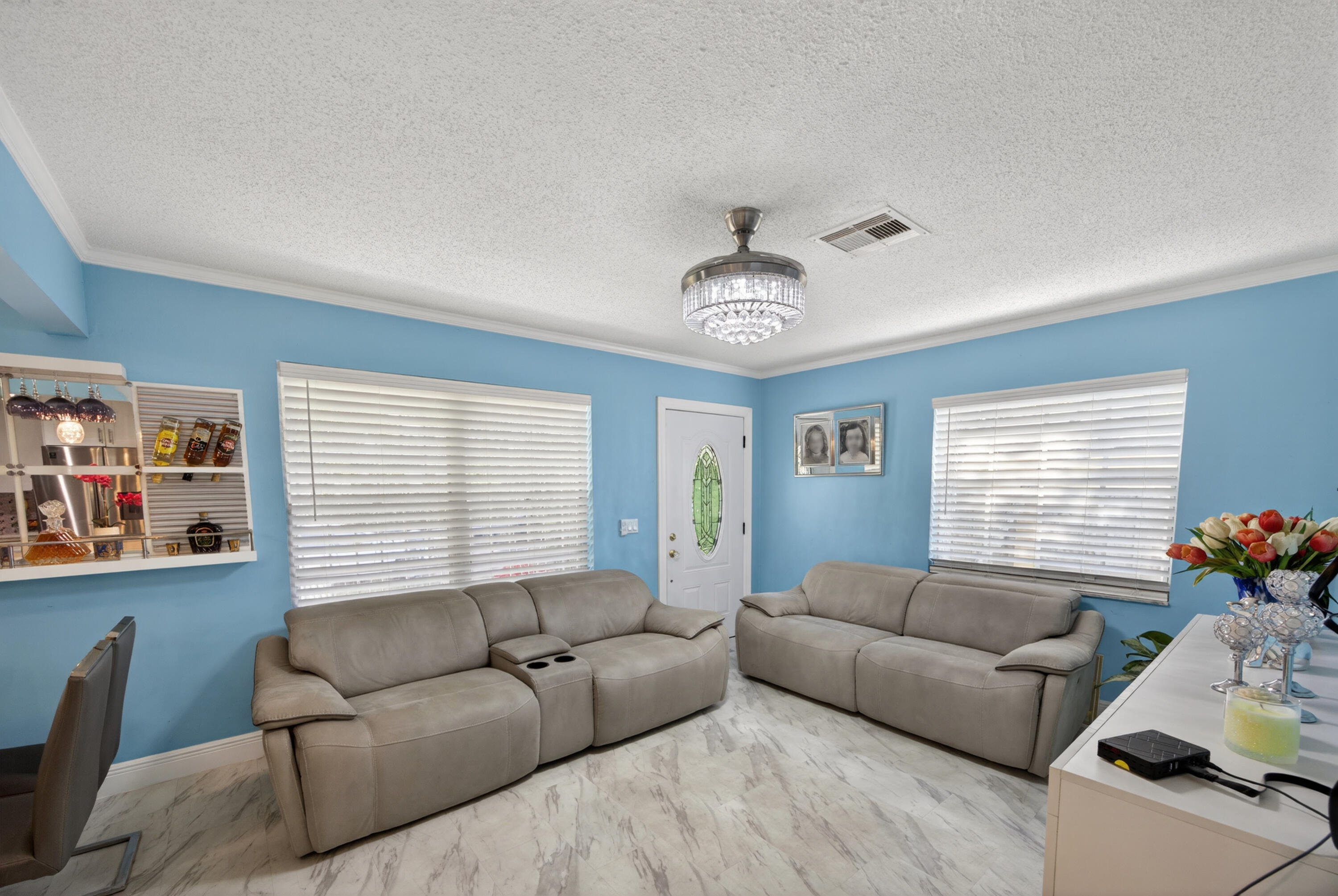 1020 Avon Road West Palm Beach, FL 33401 - Photo 5 of 19 PT7A0351 2