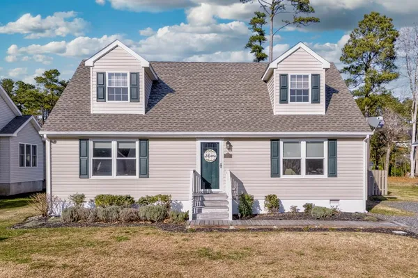 $312,500 | 37323 Doubloon Drive, Greenbackville, VA 23356