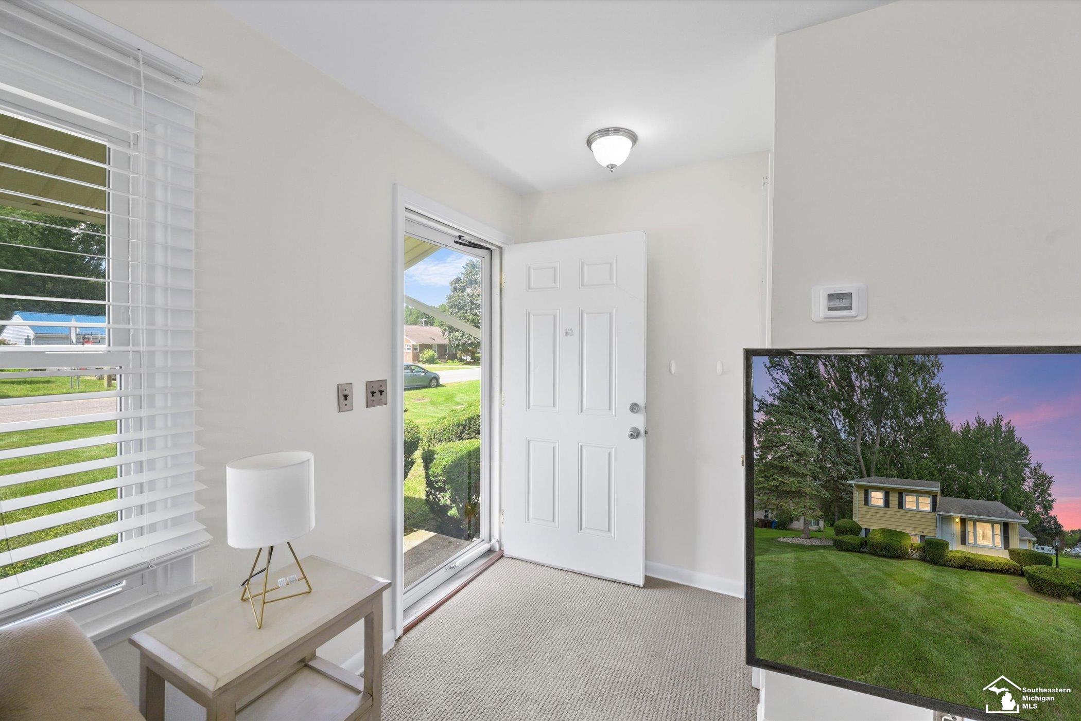 1960 Vivian Road Monroe, MI 48162 - Photo 6 of 33 Gallery Image 6