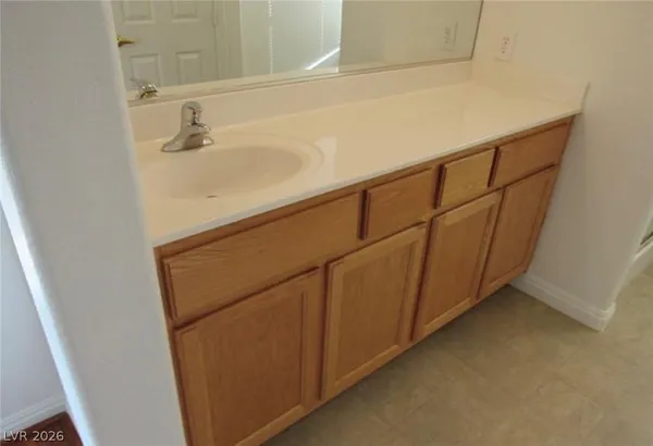 $1,700 | 5523 Baccarat Avenue, Unit 102, Las Vegas, NV 89122