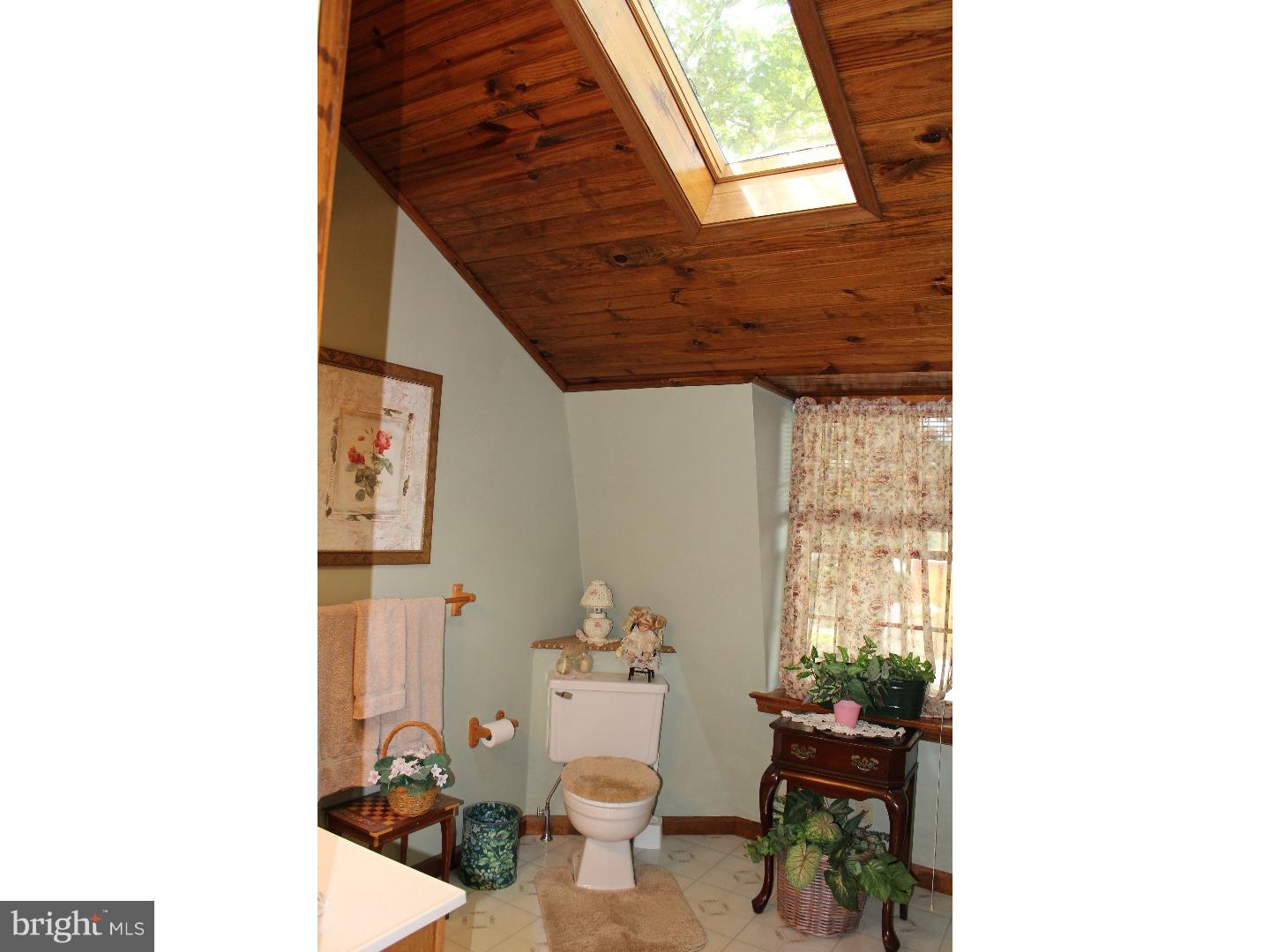 405 Erial Road Pine Hill, NJ 08021 - Photo 17 of 25 Bathroom