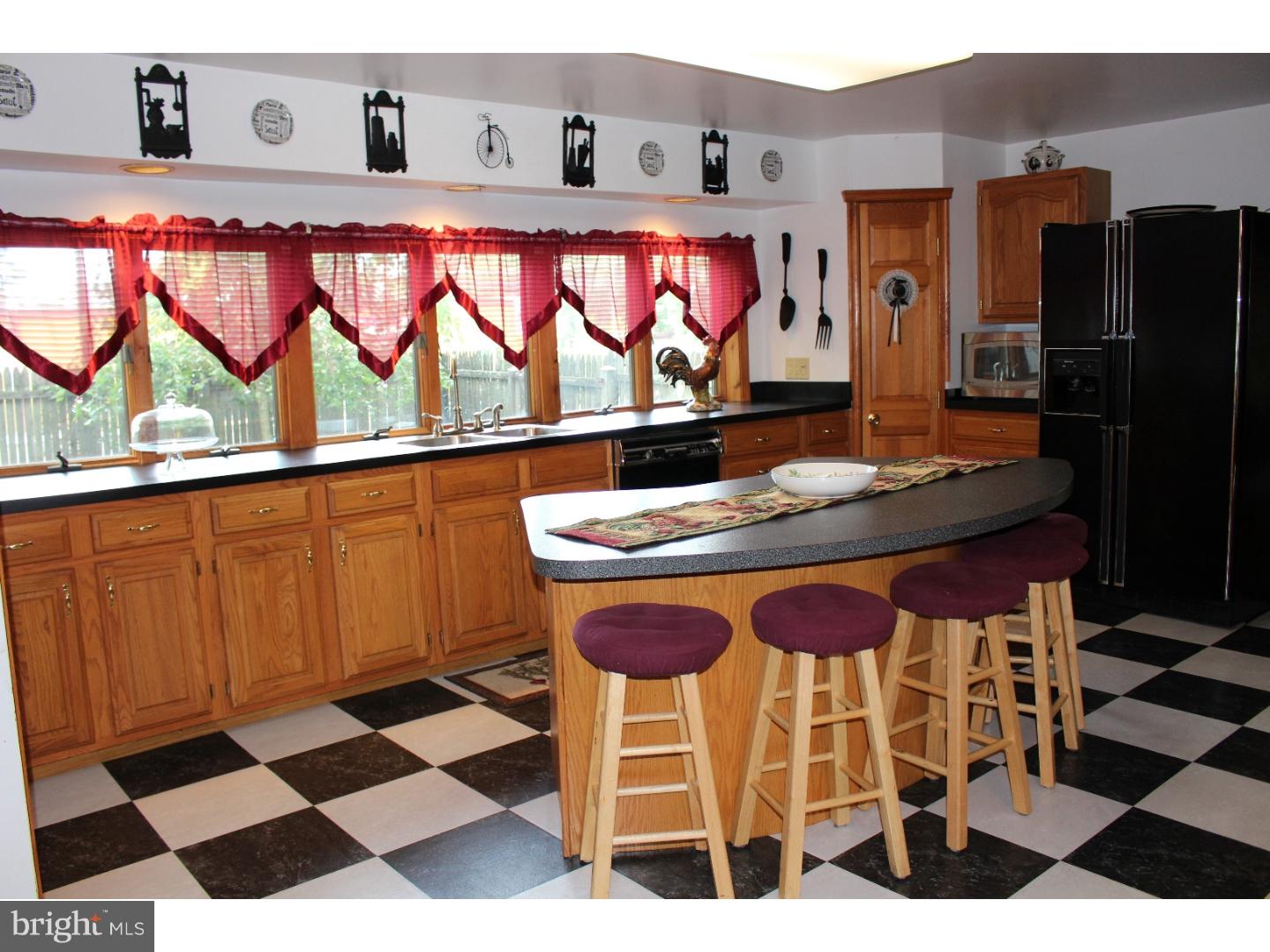 405 Erial Road Pine Hill, NJ 08021 - Photo 6 of 25 Kitchen