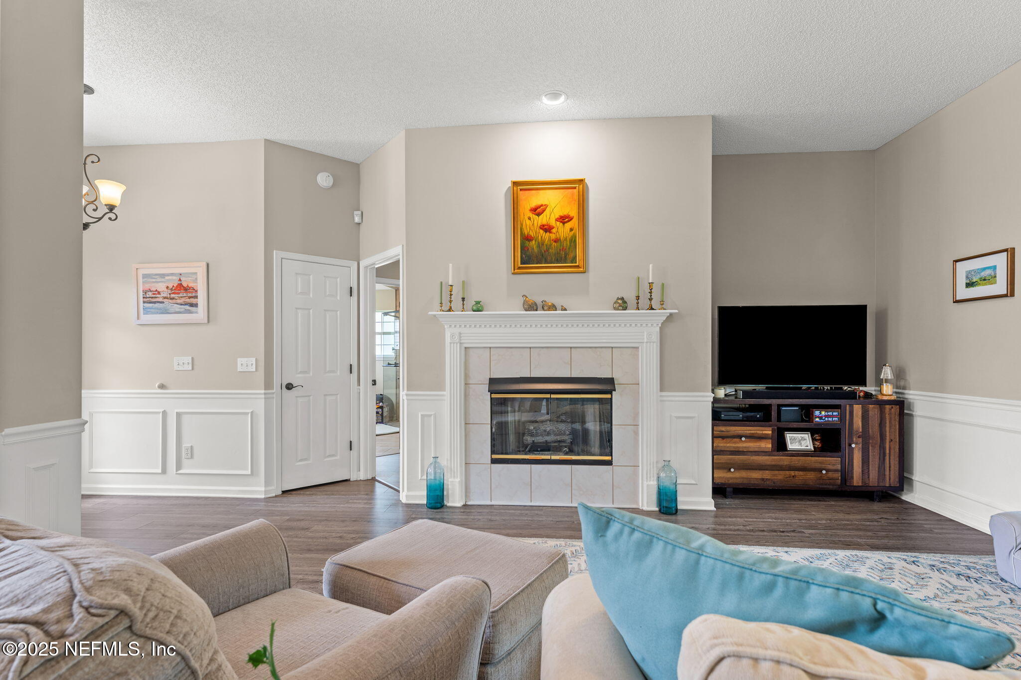 1420 Green Turtle Court Fleming Island, FL 32003 - Photo 3 of 35 7-web-or-mls-DSC06483