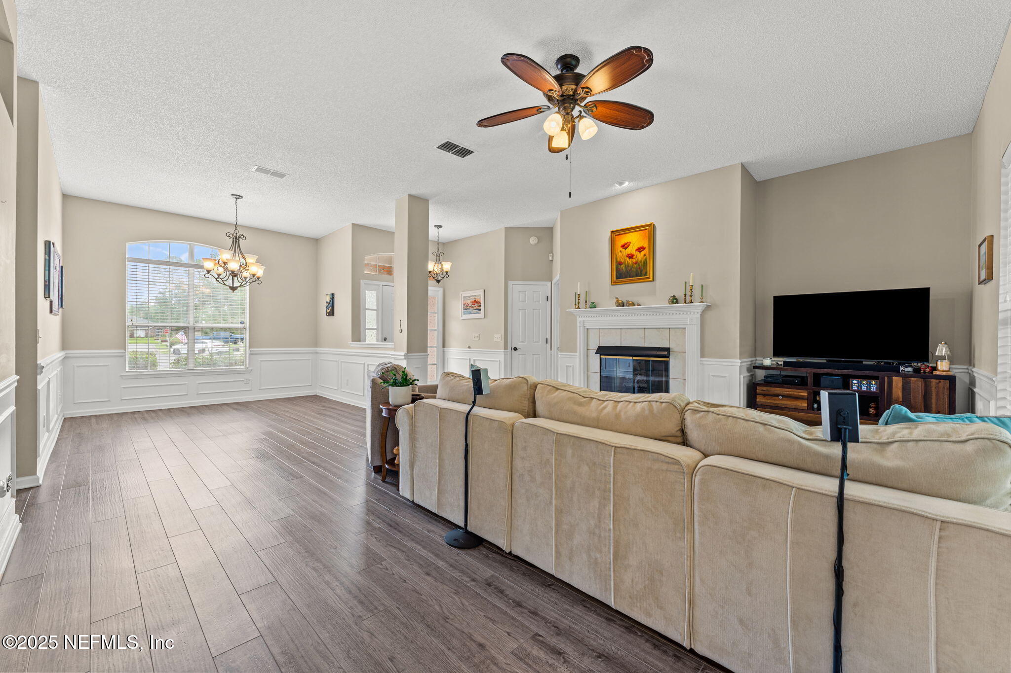 1420 Green Turtle Court Fleming Island, FL 32003 - Photo 8 of 35 6-web-or-mls-DSC06471