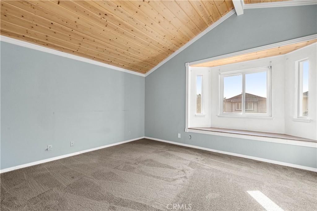 881 South Lamarr Street Rialto, CA 92376 - Photo 22 of 54 a view of empty room with window