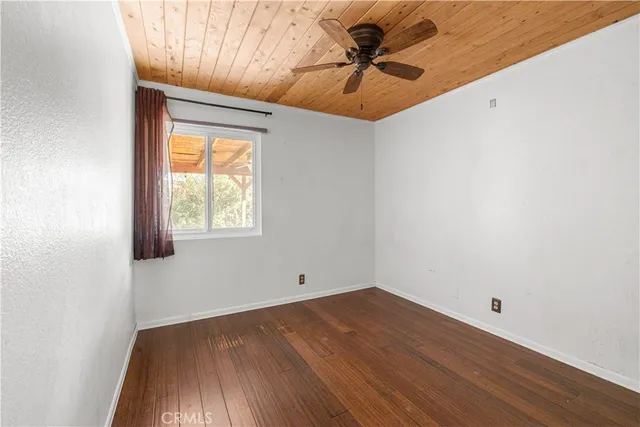 $499,000 | 881 South Lamarr Street, Rialto, CA 92376