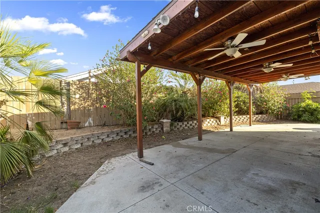 $499,000 | 881 South Lamarr Street, Rialto, CA 92376