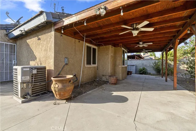 $499,000 | 881 South Lamarr Street, Rialto, CA 92376