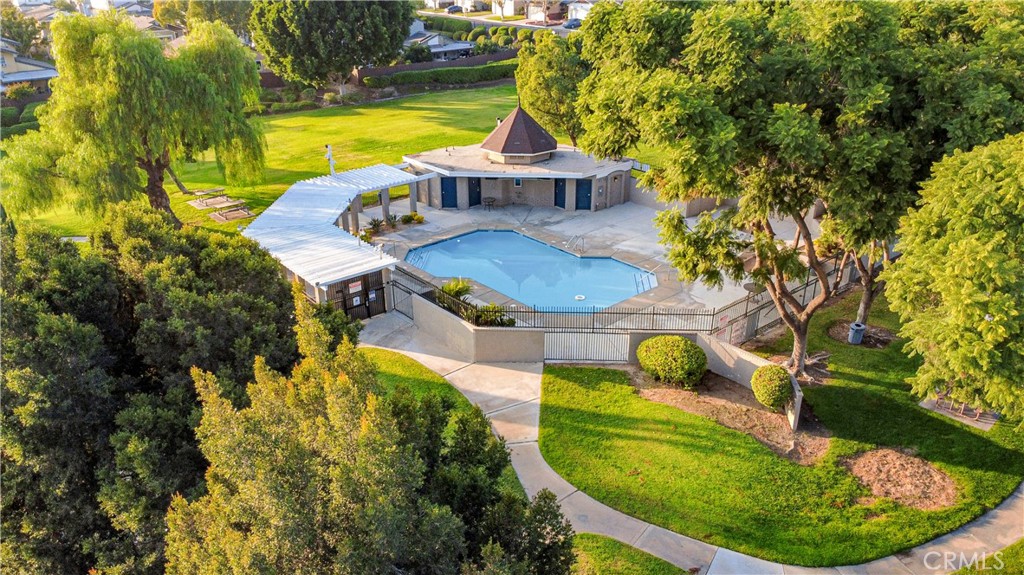 881 South Lamarr Street Rialto, CA 92376 - Photo 51 of 54 a swimming pool with outdoor seating and yard