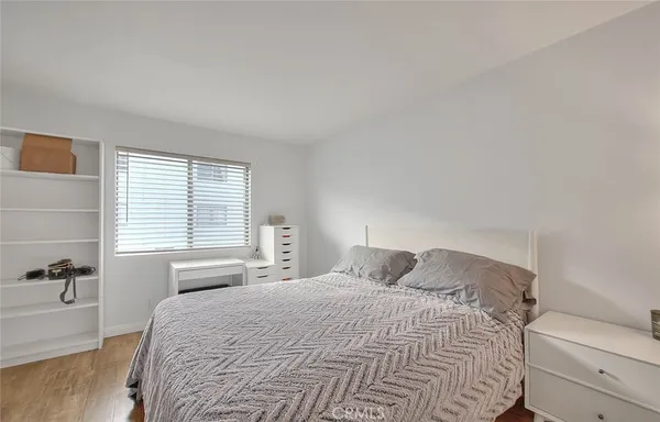 $1,900 | 3565 Linden Avenue, Unit 226, Long Beach, CA 90807