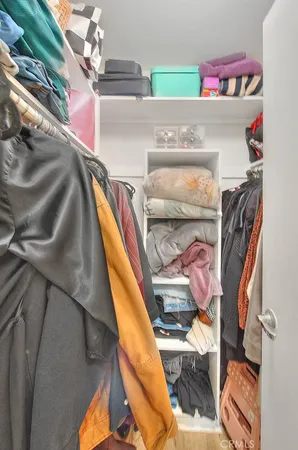 $1,900 | 3565 Linden Avenue, Unit 226, Long Beach, CA 90807