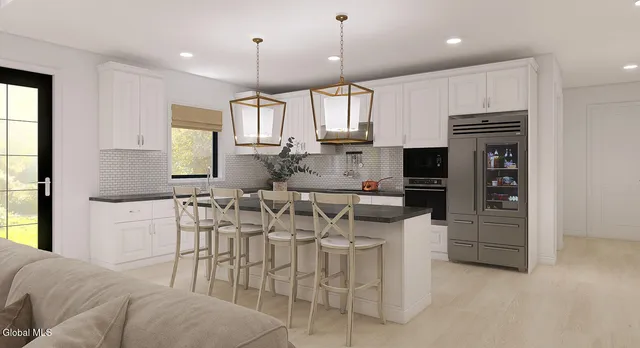 $714,900 | 4 Farmington Court, Glenmont, NY 12077