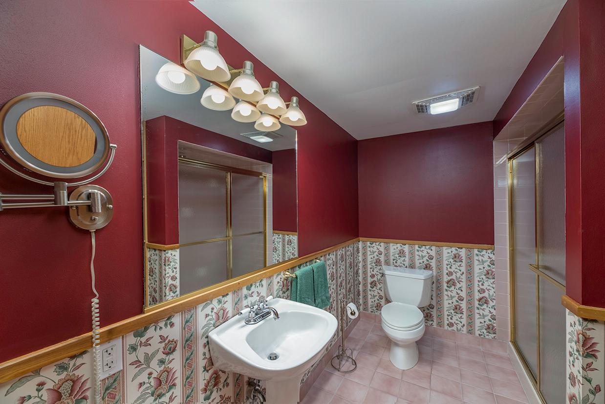 4294 Lakeshore Drive Rhinelander, WI 54501 - Photo 17 of 34 Gallery Image 17