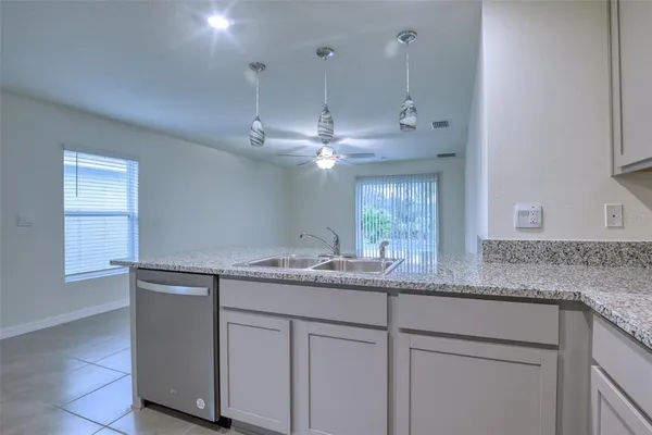 $2,100 | 1664 Hazy Sea Drive, Plant City, FL 33565