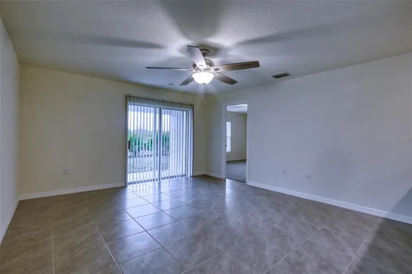 $2,100 | 1664 Hazy Sea Drive, Plant City, FL 33565