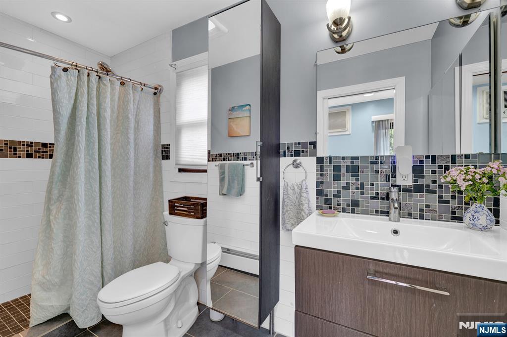 60 Vanderburgh Avenue Rutherford, NJ 07070 - Photo 28 of 50
