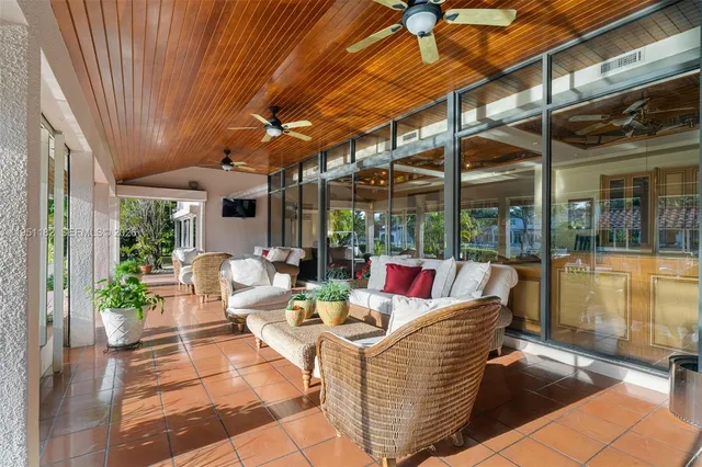 $8,250,000 | 6636 Riviera Drive, Coral Gables, FL 33146