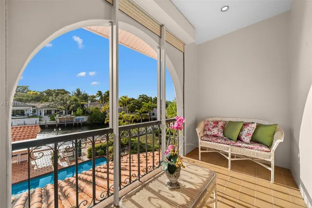 $8,250,000 | 6636 Riviera Drive, Coral Gables, FL 33146