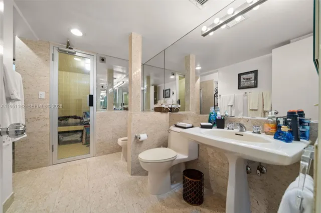 $8,250,000 | 6636 Riviera Drive, Coral Gables, FL 33146