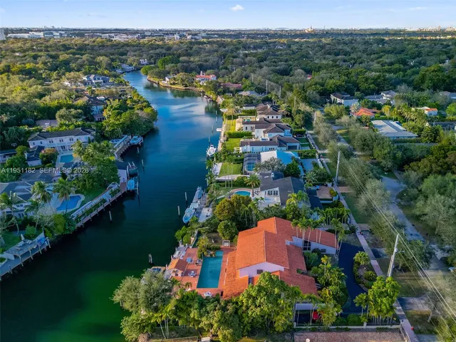 $8,250,000 | 6636 Riviera Drive, Coral Gables, FL 33146