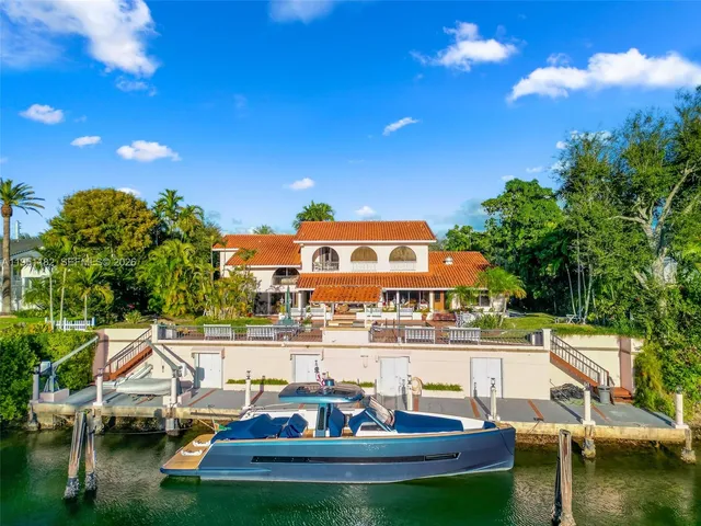 $8,250,000 | 6636 Riviera Drive, Coral Gables, FL 33146