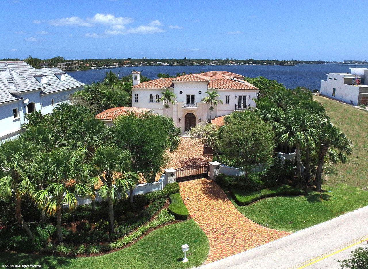 19080 Loxahatchee River Road Jupiter, FL 33458 - Photo 3 of 47 Front View