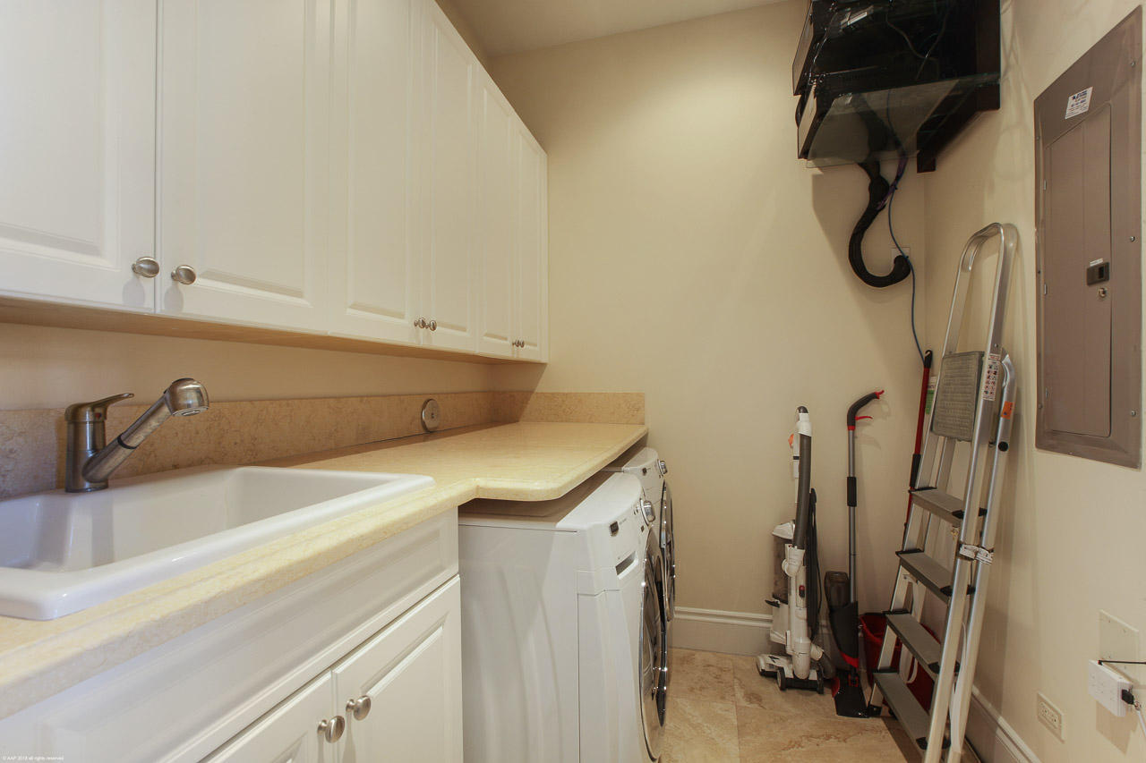 19080 Loxahatchee River Road Jupiter, FL 33458 - Photo 35 of 47 Upstairs Laundry Room