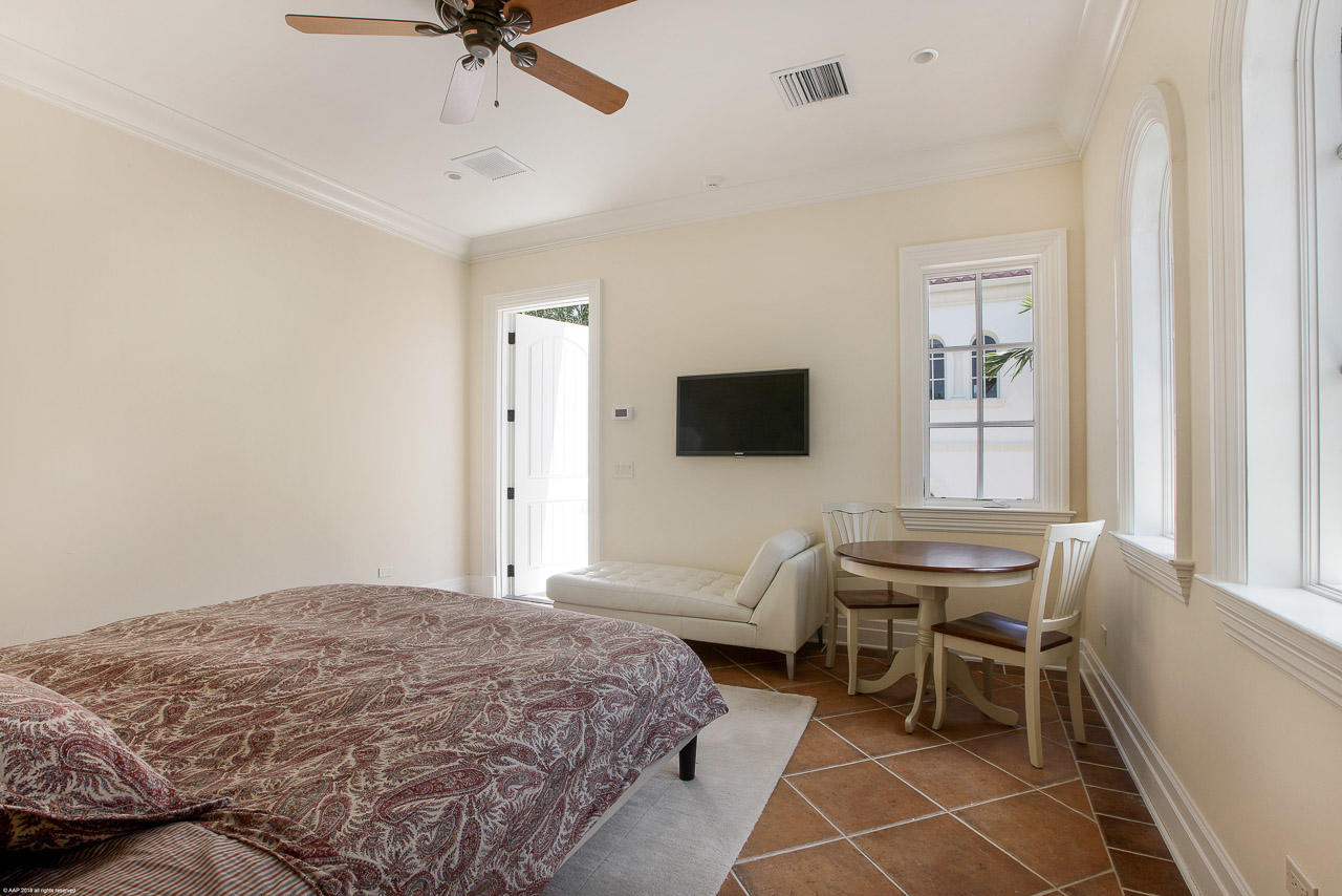 19080 Loxahatchee River Road Jupiter, FL 33458 - Photo 36 of 47 Guest House