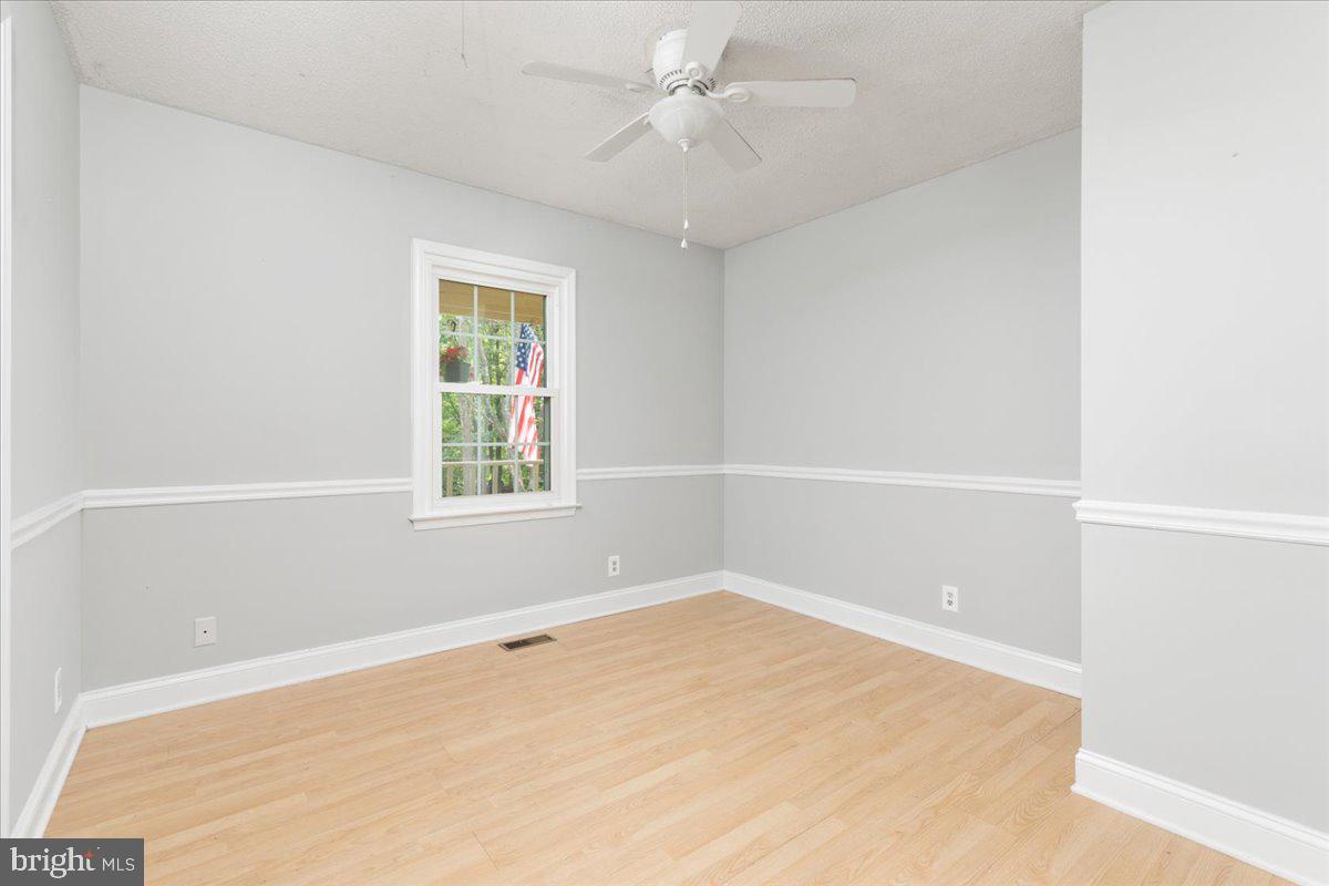 105 Meadows Road Fredericksburg, VA 22406 - Photo 16 of 45 Gallery Image 16