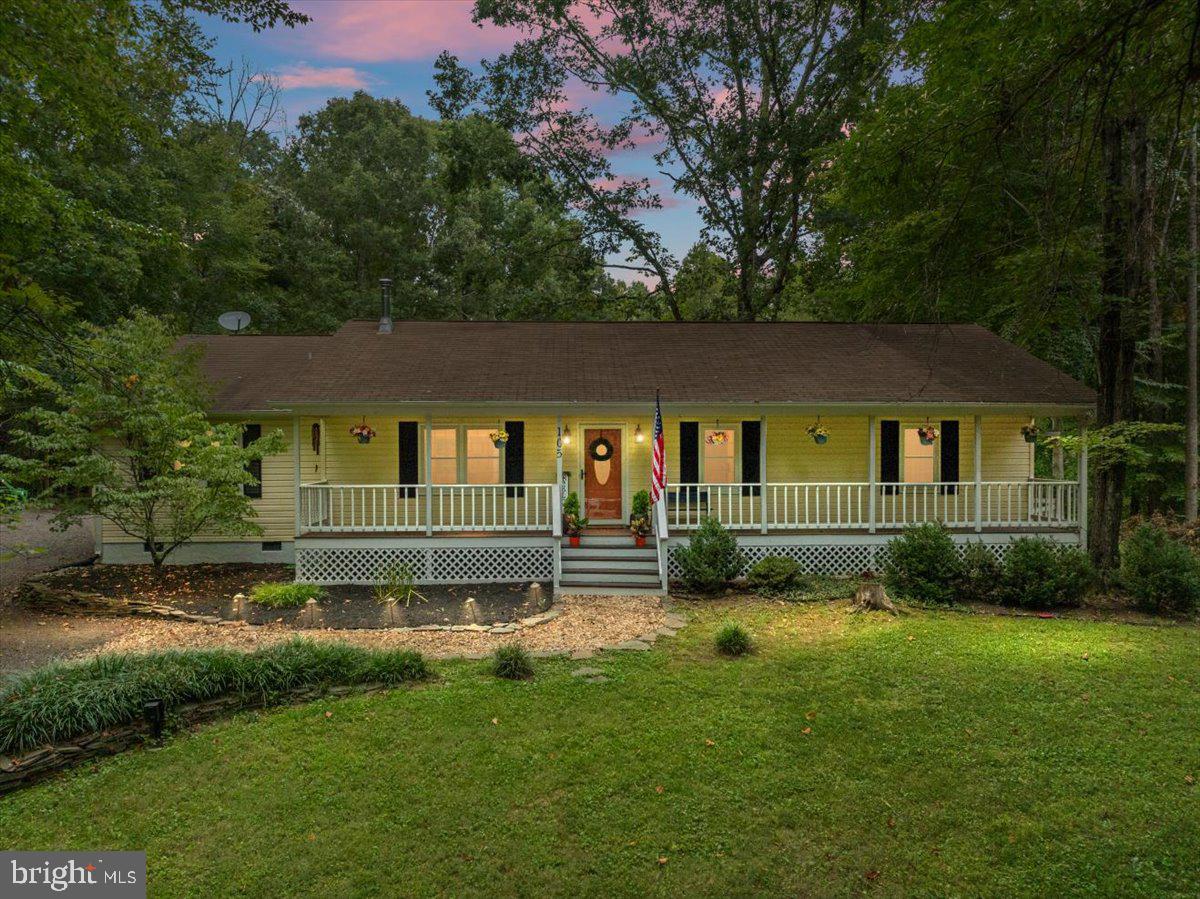 105 Meadows Road Fredericksburg, VA 22406 - Photo 2 of 45 Gallery Image 2