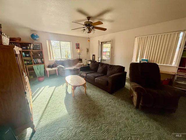 $310,000 | 975 East 17th North, Mountain Home, ID 83647