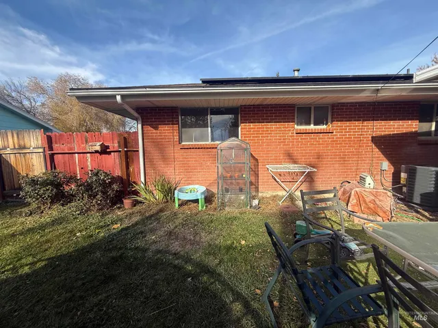 $310,000 | 975 East 17th North, Mountain Home, ID 83647