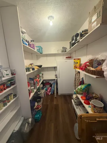 $310,000 | 975 East 17th North, Mountain Home, ID 83647