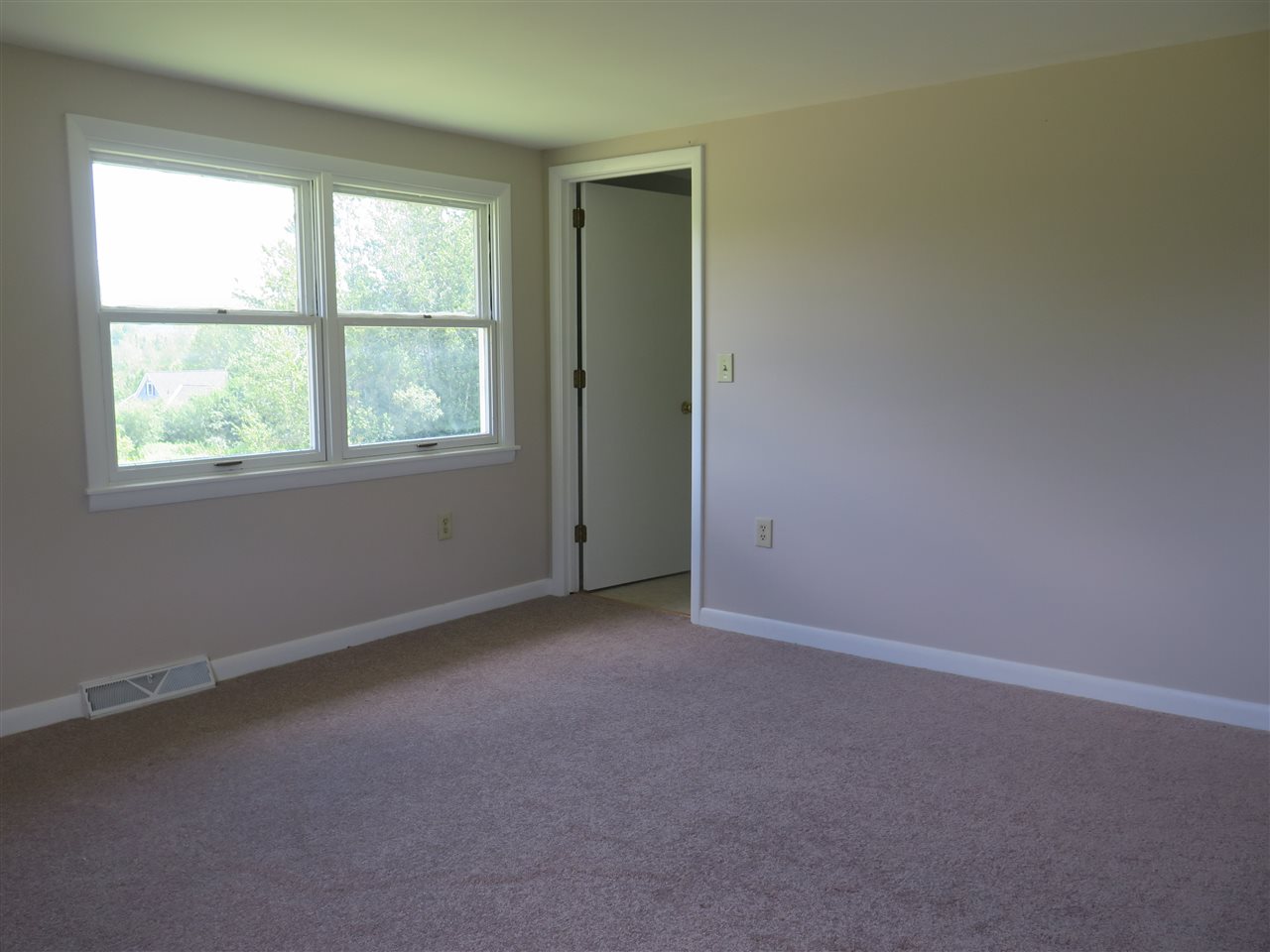 1186 Hebert Road Williamstown, VT 05679 - Photo 14 of 30
