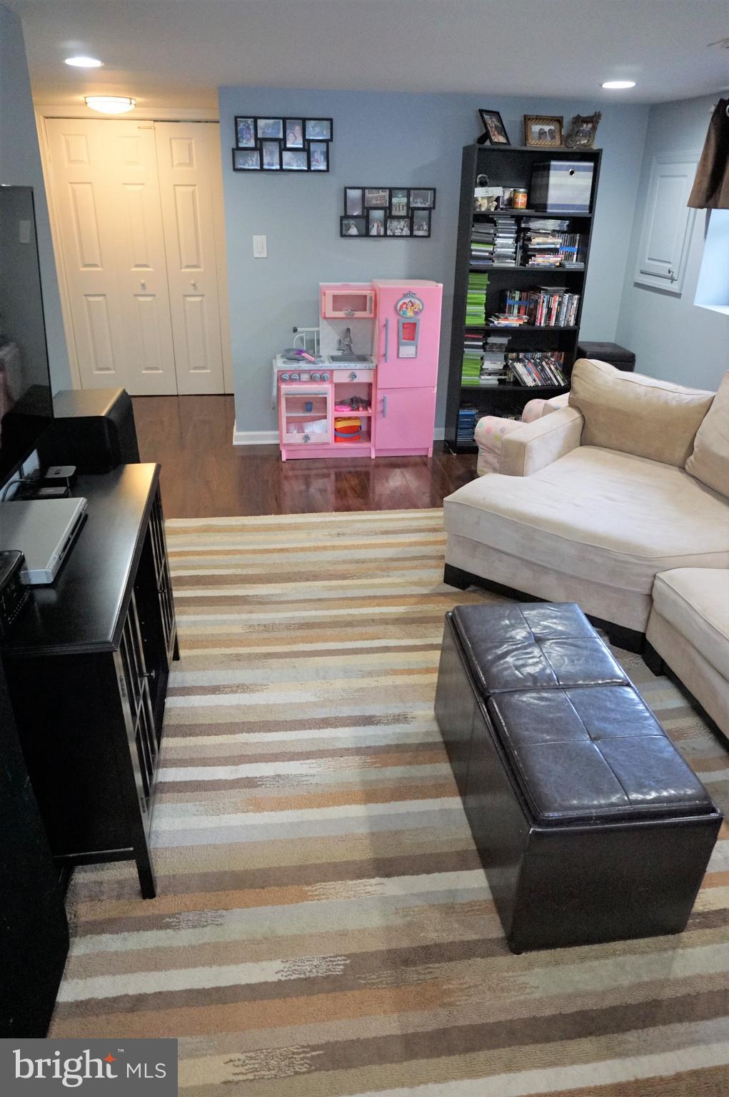 4394 Nottingham Way Hamilton, NJ 08690 - Photo 12 of 28 Family Room