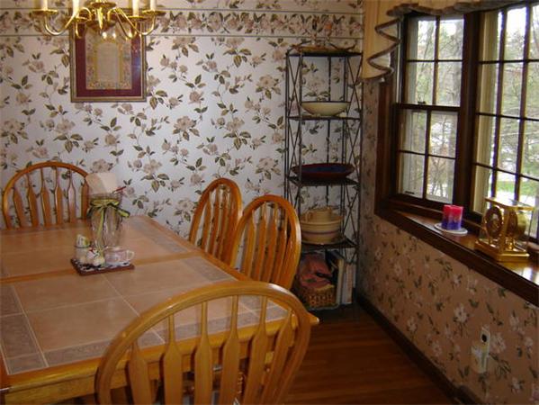 19 Edgar Road Billerica, MA 01821 - Photo 8 of 27 Gallery Image 8