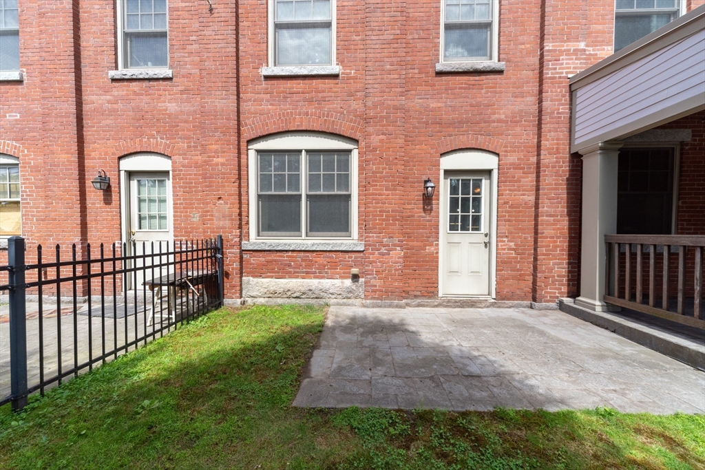 540 Main Street, Unit 101 Clinton, MA 01510 - Photo 21 of 24