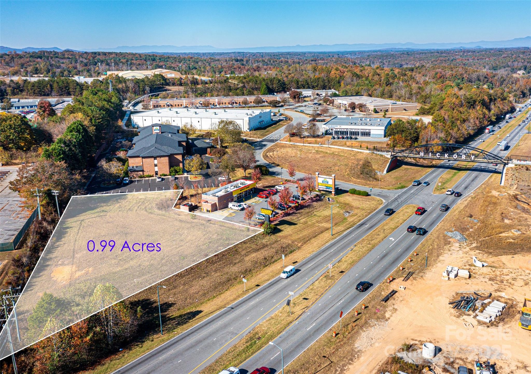 1241 Highway 321 Hickory, NC 28601 - Photo 2 of 7 a view of a city