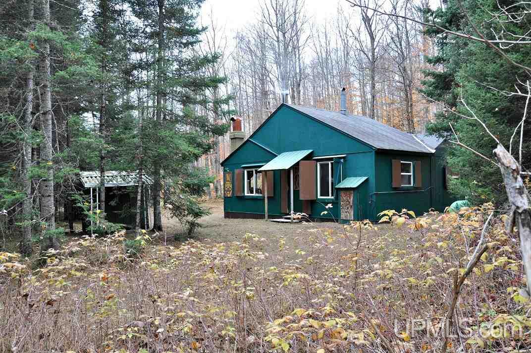 5100 Unnamed Woods Road Osseo, MI 54758 - Photo 23 of 33
