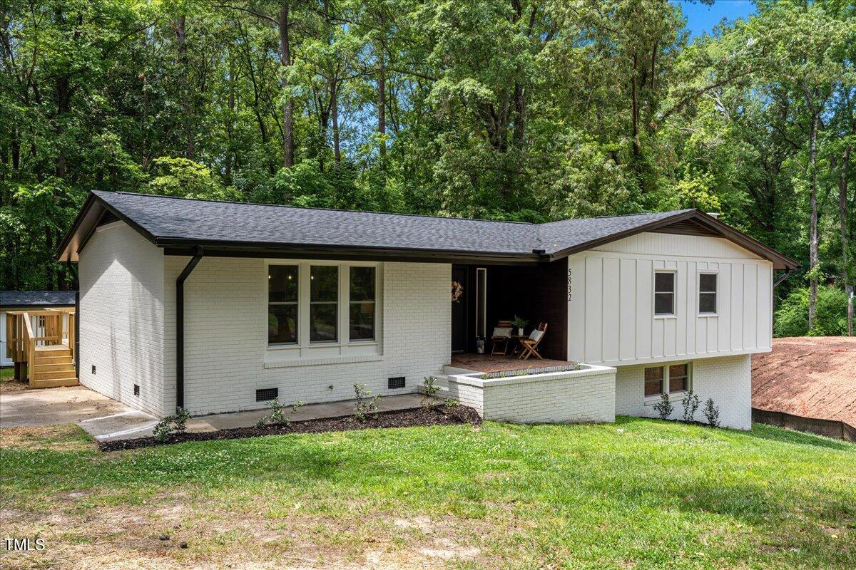 5832 Sandstone Drive Durham, NC 27713 - Photo 2 of 30 01-- 6