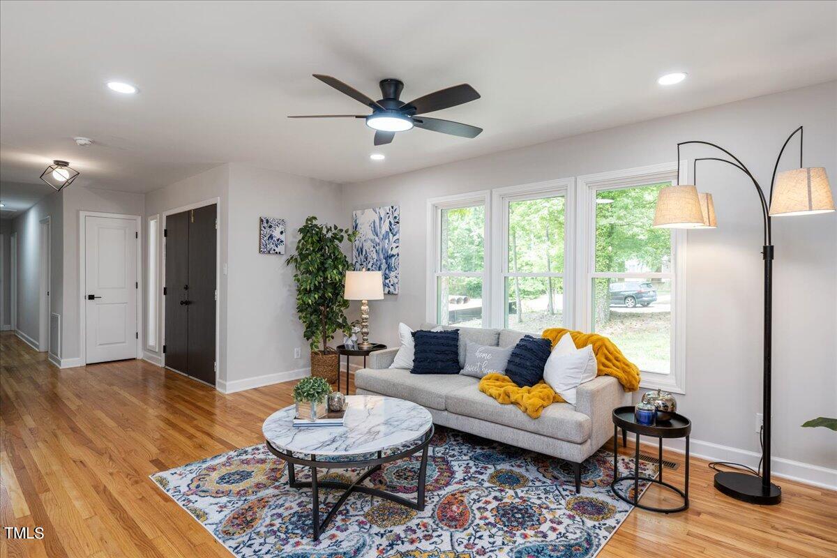 5832 Sandstone Drive Durham, NC 27713 - Photo 8 of 30 08-- 13