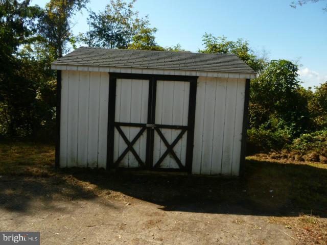21135 Reno Monument Road Boonsboro, MD 21713 - Photo 2 of 12 Exterior (General)