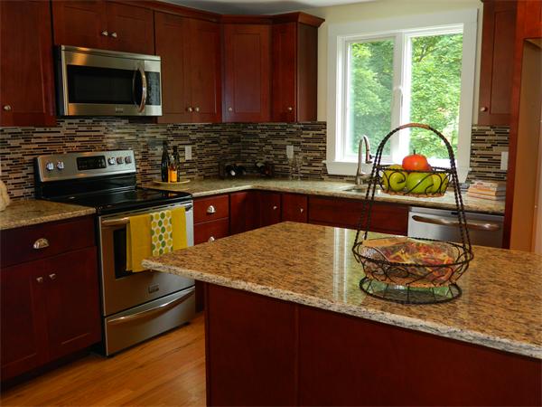 14 Lyndon Road Sharon, MA 02067 - Photo 3 of 20