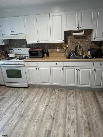 $1,800 | 67 Milton Avenue, Nutley, NJ 07110