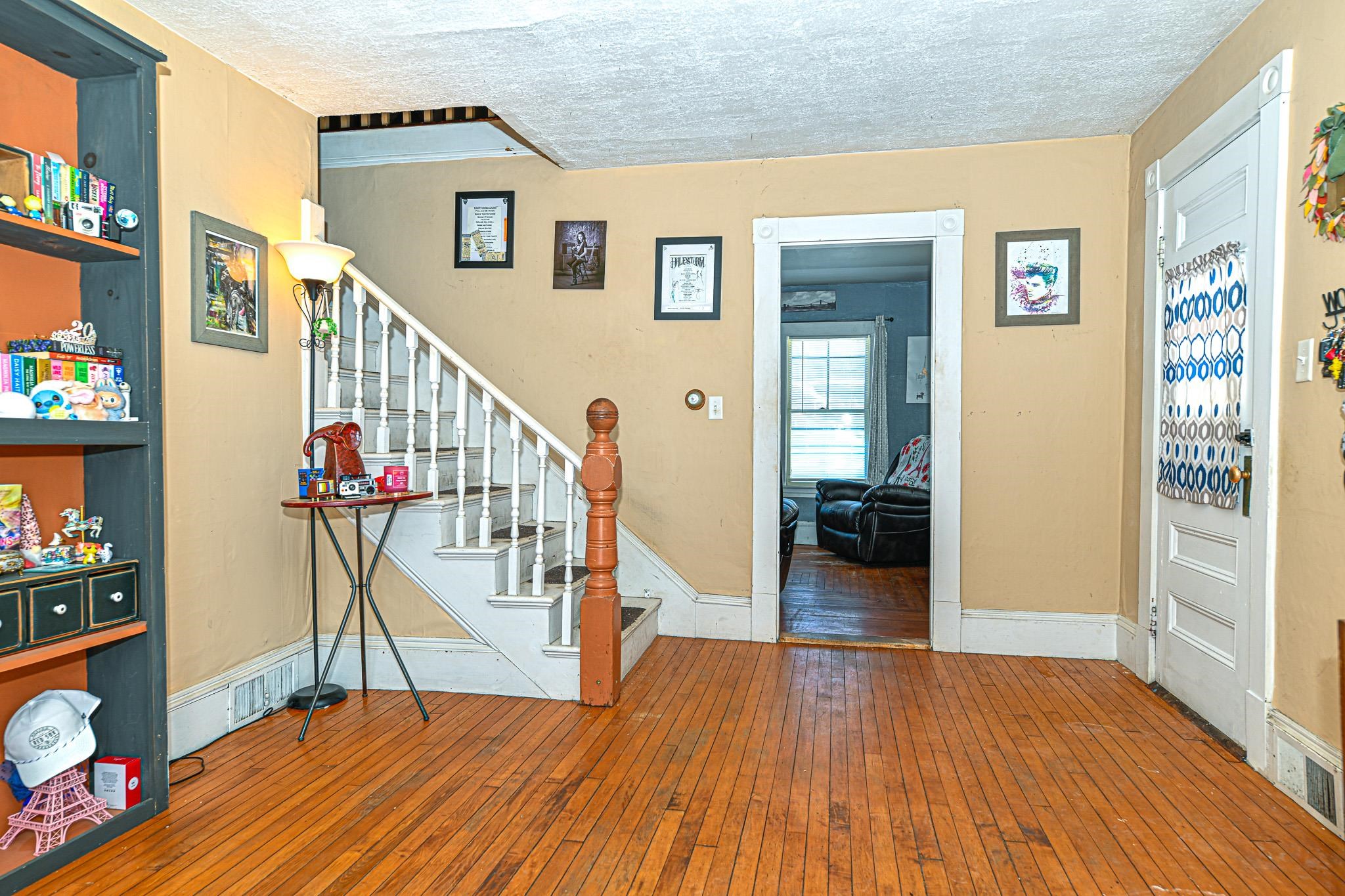 49 Washington Street Rochester, NH 03867 - Photo 19 of 35
