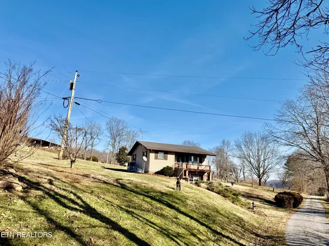 $329,900 | 123 Owens Lane, Tazewell, TN 37879