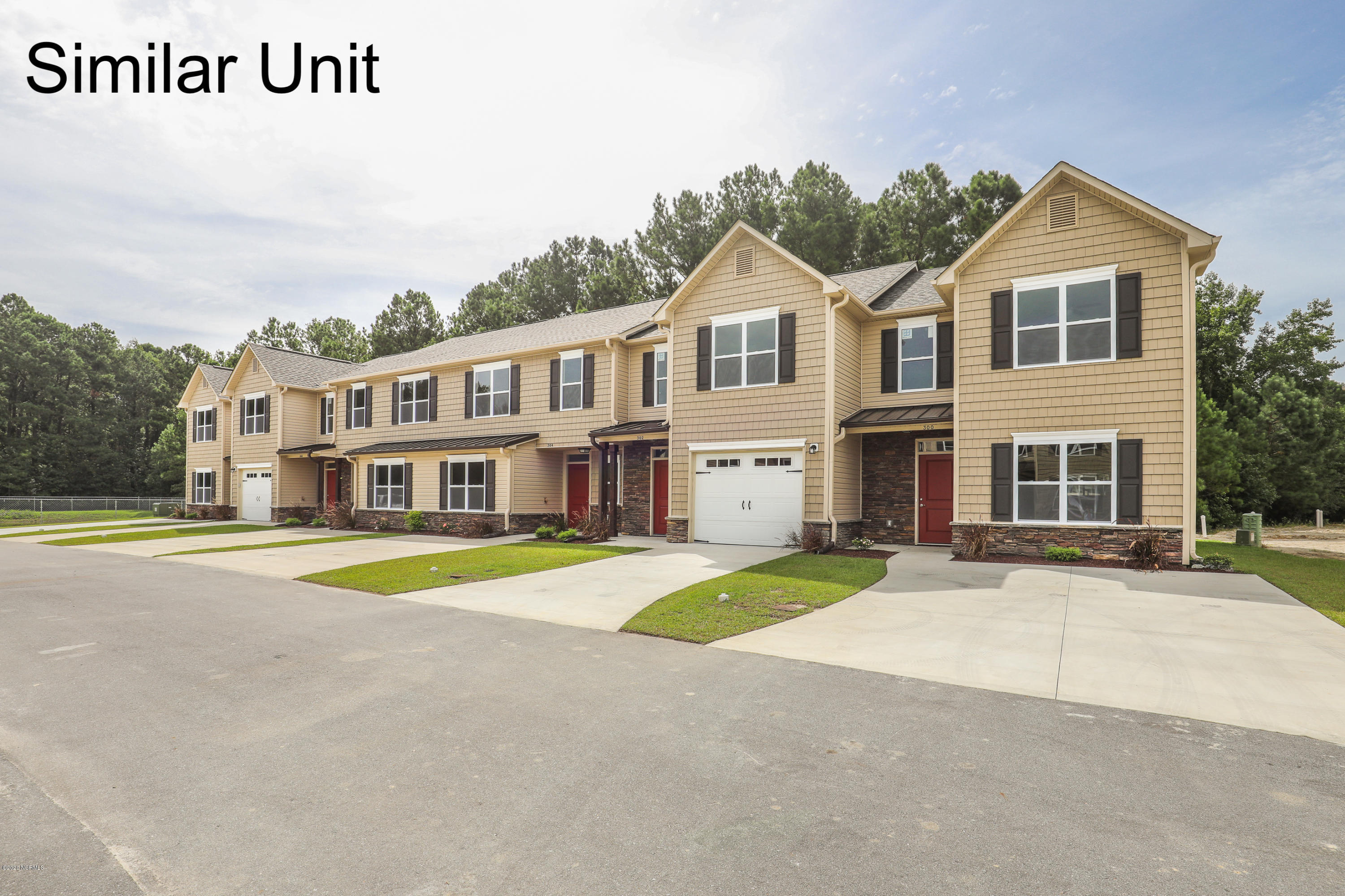 308 Glenellen Loop Road Midway Park, NC 28544 - Photo 3 of 24 untitled-2154