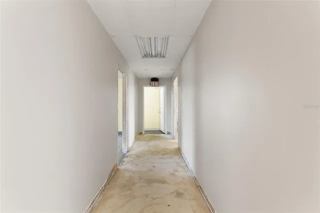 $6,995,000 | 1108 Commercial Way, Spring Hill, FL 34606