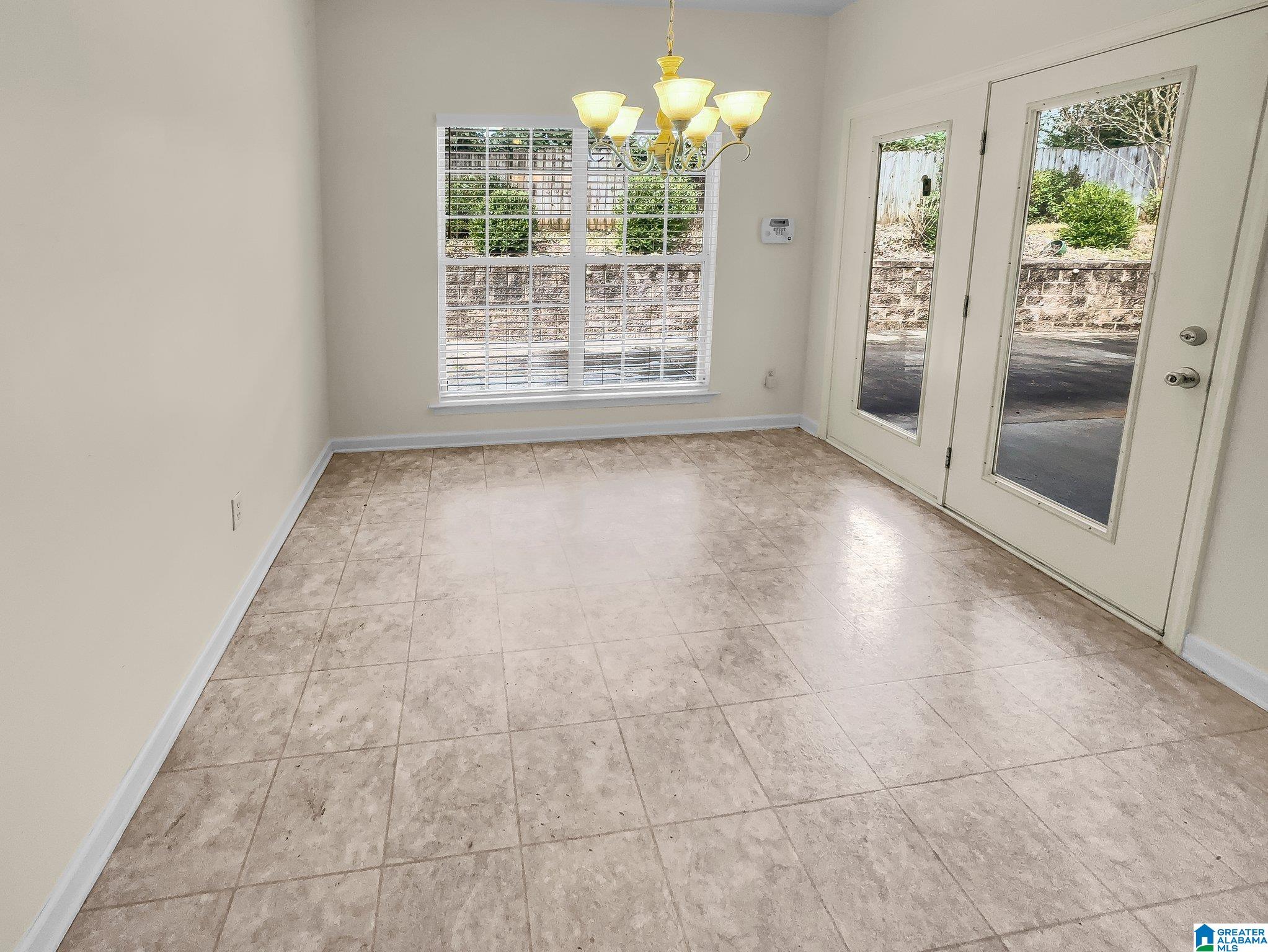 1908 Kent Circle Leeds, AL 35094 - Photo 12 of 25