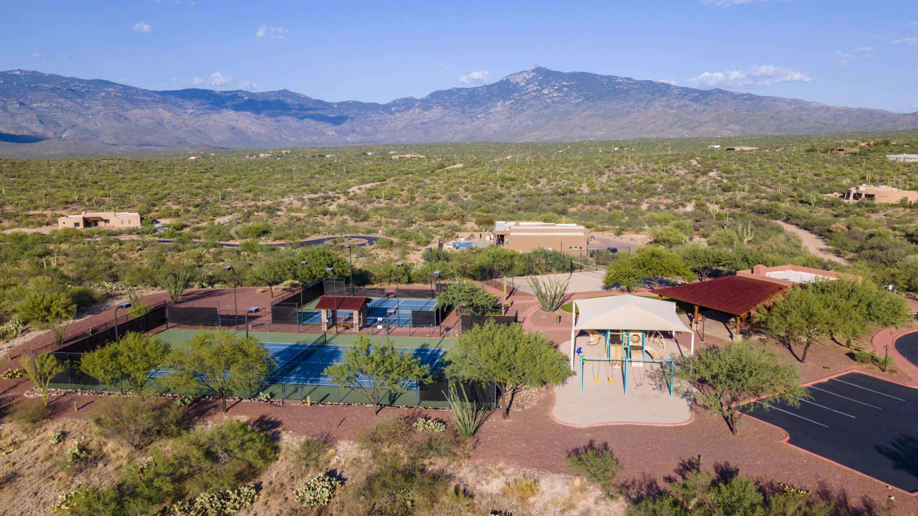 8450 South Triangle R Ranch Place, Unit L282 Vail, AZ 85641 - Photo 4 of 16